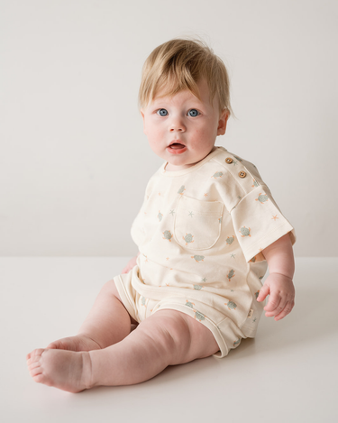 Turtles print tee for babies