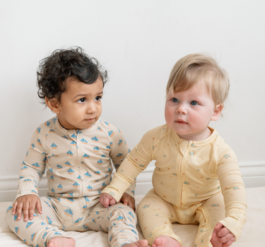 Turtles and Sailboat Print Pajamas 